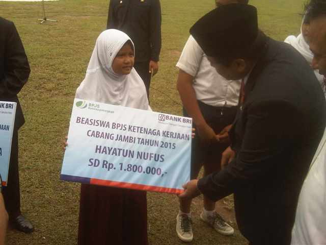 beasiswa-bpjs-jambi_20150502_232637.jpg