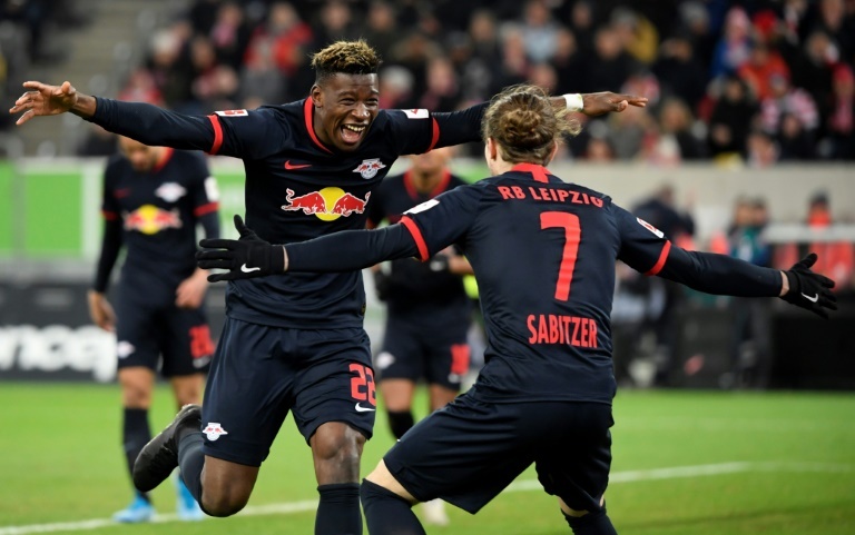 BOS Man United Tertarik Datangkan Bek RB Leipzig Ini Karena Tak Puas dengan Kinerja Wan-Bissaka