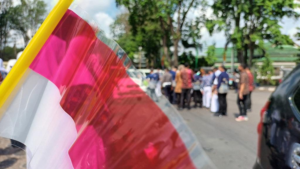 bendera-merah-putih-77.jpg