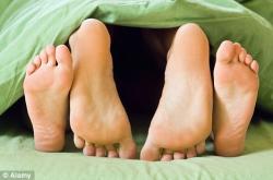 Dampak Suami Istri Absen Berhubungan Badan Selama 2 Minggu: Hal Ini yang Terjadi