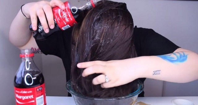 bilas-rambut-dengan-coca-cola_20160331_111404.jpg