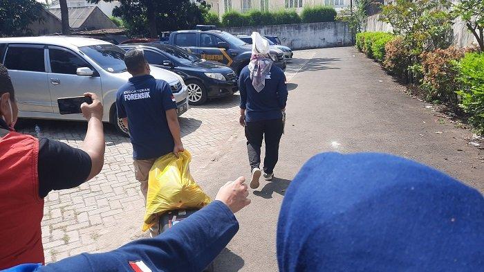 Polisi Bongkar Makam Korban Kasus  Remaja Putri Dirudapaksa Bergilir, Ada Bekas Luka Persetubuhan