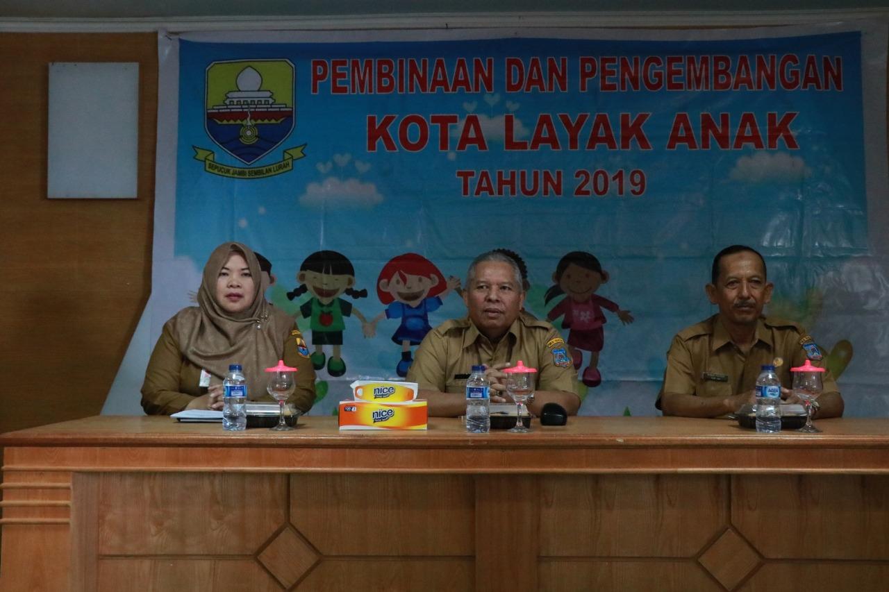 bupati-safrial-berencana-menciptakan-tanjab-barat-sebagai-kota-layak-anak.jpg