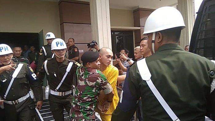 Hari Ini Vonis Pengadilan, Prada DP Hadir di Ruang Sidang, Tangisan Kakak Vera Oktaria Jadi Sorotan