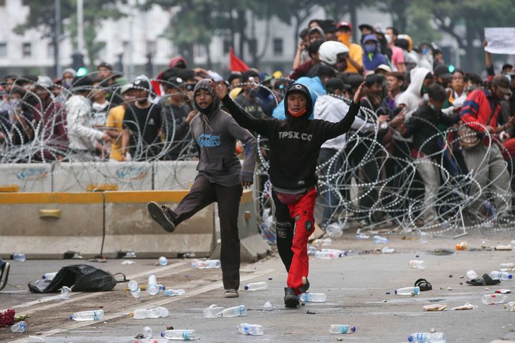 Siapa Sebenarnya 3 Admin FB STM Se-Jabodetabek dan dan @panjang.umur.perlawanan, Diciduk Polisi