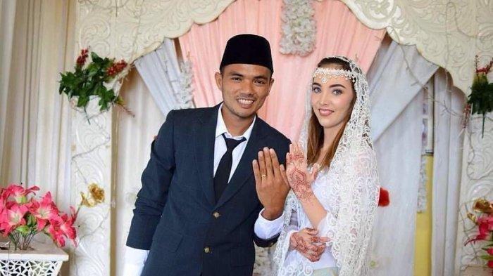 Kisah Wanita Prancis yang Terpikat dan Dinikahi Pria Minang, Seperti Ini Awal Mula Pertemuan Mereka