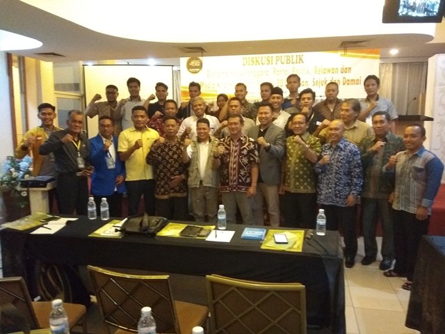 Diskusi Kopipede, Bahren Nurdin: Demokrasi Sedang Berproses