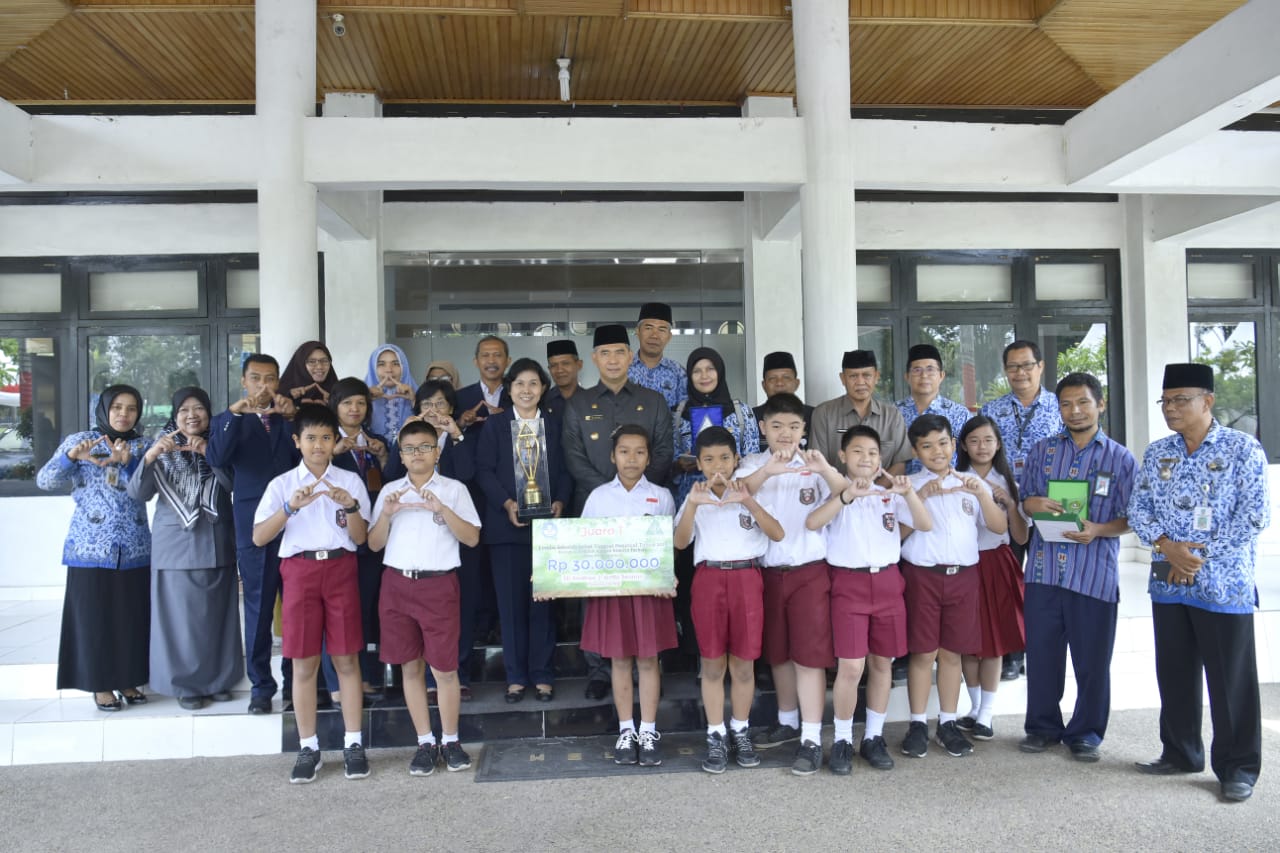 Hari Pertama Sekolah Rabu 2 Januari 2019, Twitter Ramai Trending #Harmbatnas, Ternyata Ini Maksudnya