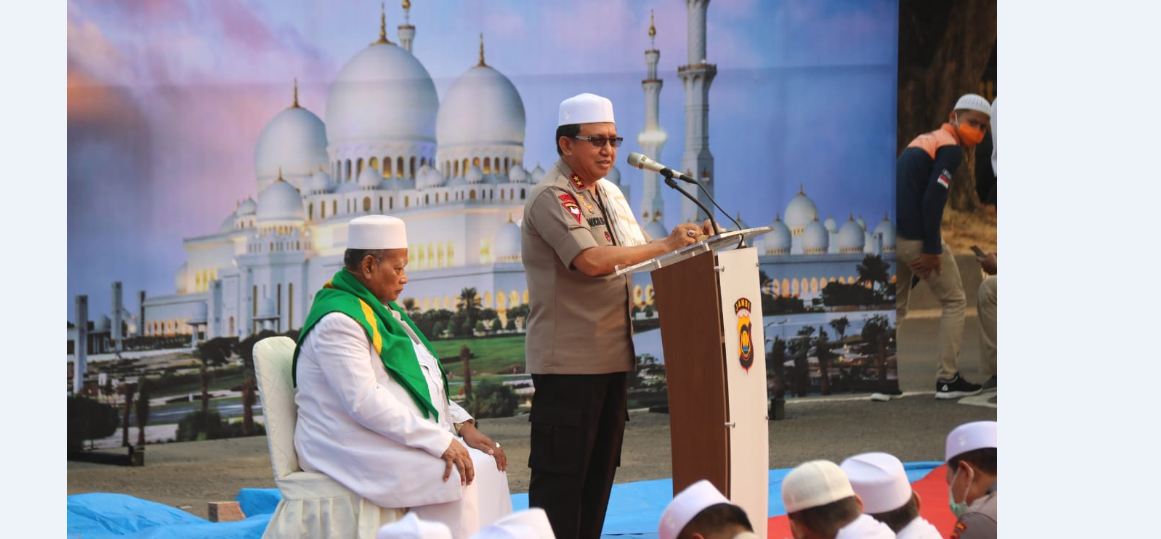 Polda Jambi Gelar Istisqa di Lapangan Mapolda Jambi, Kapolda Ajak Bermunajat dan Bertasbih