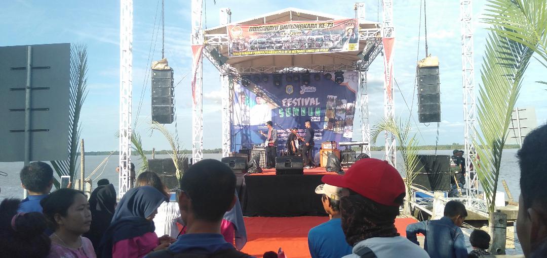 festival-kampung-laut-resmi-dibuka-ini-rangkaian-kegiatan-dihari-pertama.jpg