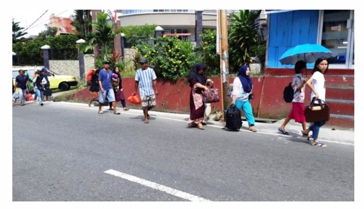 Gempa Ambon Menimbulkan Kepanikan, Warga Mengungsi ke Dataran Tinggi, Sejumlah Bangunan Roboh