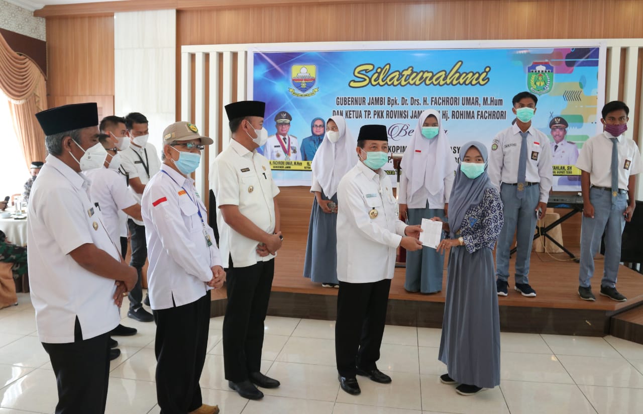 Fachrori Umar Ajak Pemangku Kepentingan Tingkatkan Kemajuan Pendidikan Tebo