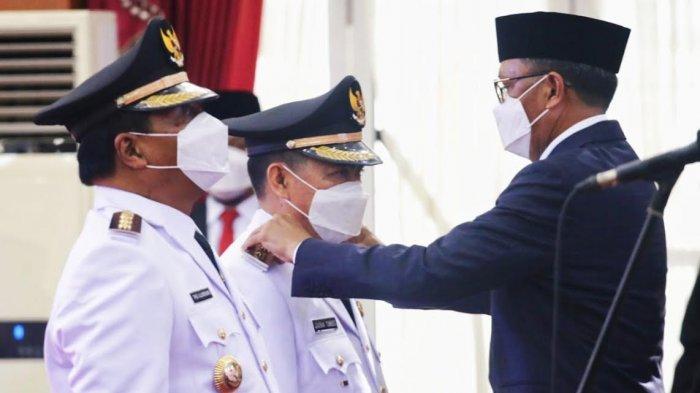 gubernur-sulsel-nurdin-abdullah-melantik-theo-zadrak.jpg