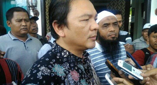 BREAKING NEWS: Puluhan Warga Kembali Geruduk Pengadilan Negeri Sarolangun