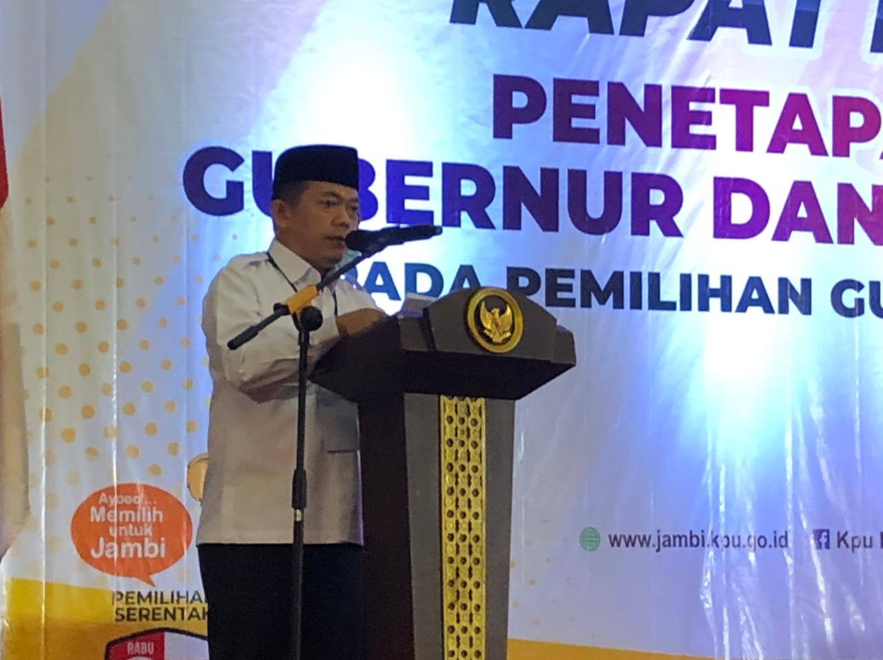 haris-sani-ditetapkan-kpu-menjadi-gubernur-dan-wakil-gubernur-terpilih.jpg