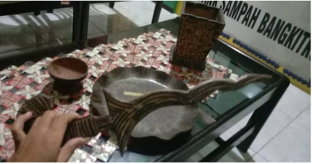 Saat UKM Go Green Unja Visit dan Diskusi Mengolah Sampah di Bank Sampah Bangkitku