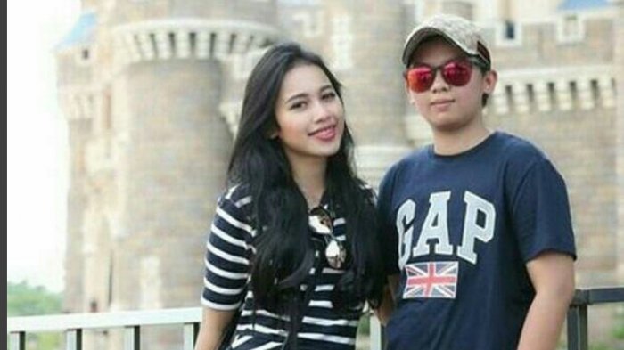 Disebut Lesbian dan Umrah Bareng, Hesty Agustina Ungkap Tabiat Pacarnya yang Juga Boss First Travel