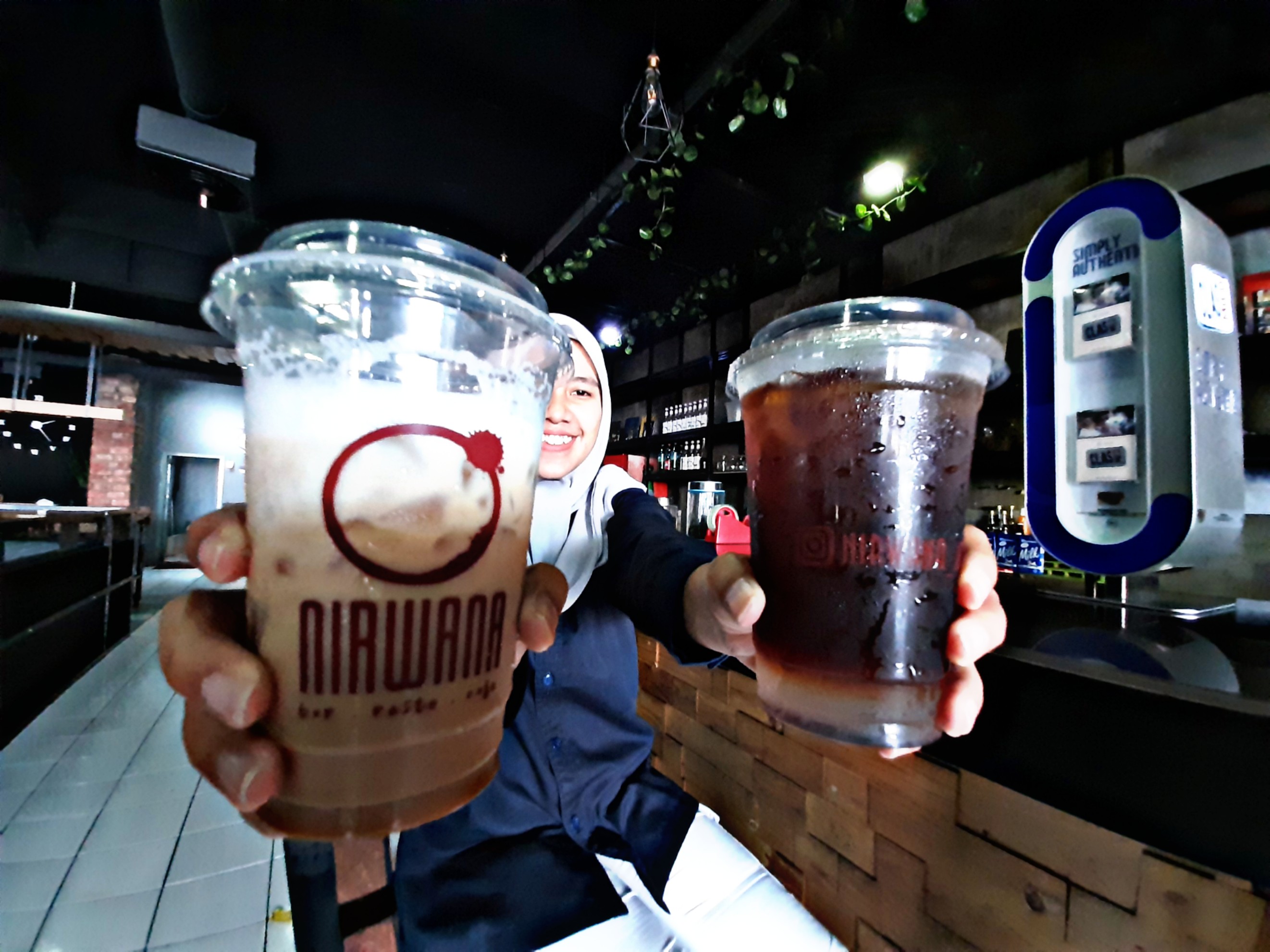 Rasa Soda Plus Kopi yang Unik di Nirwana Resto and Cafe