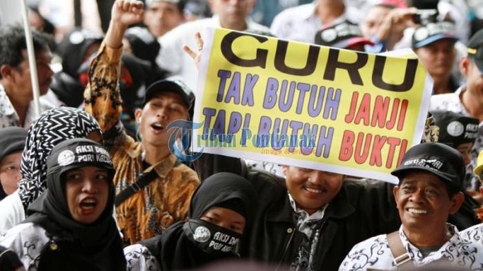 Syarat Guru Honorer Agar Bisa Terima Gaji dari Dana BOS, Rekrutan 2020 Tidak Bisa!