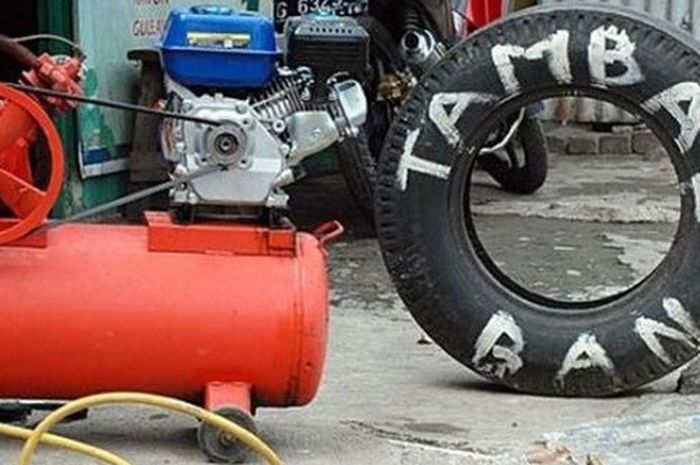 BREAKING NEWS Ledakan Tabung Gas Pengisian Angin di Sarolangun, Kaki Melgi Putus dan Tangan Remuk