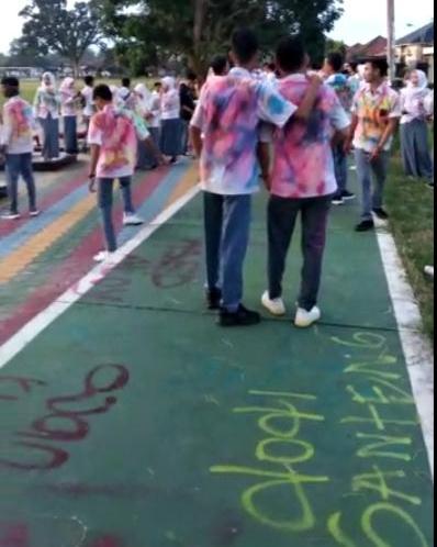 Jogging Track Laman Besamo Sarolangun Jadi Tumbal Kelulusan Pelajar SMA, Kadispora Kecewa Aksi Coret