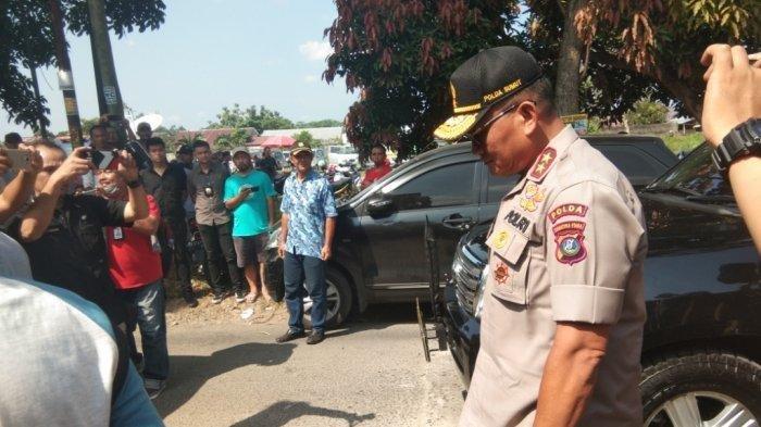 Ini yang Dilakukan Kapolda Sumut Saat Rekonstruksi Pembunuhan Hakim Jamaluddin, Disambut Warga