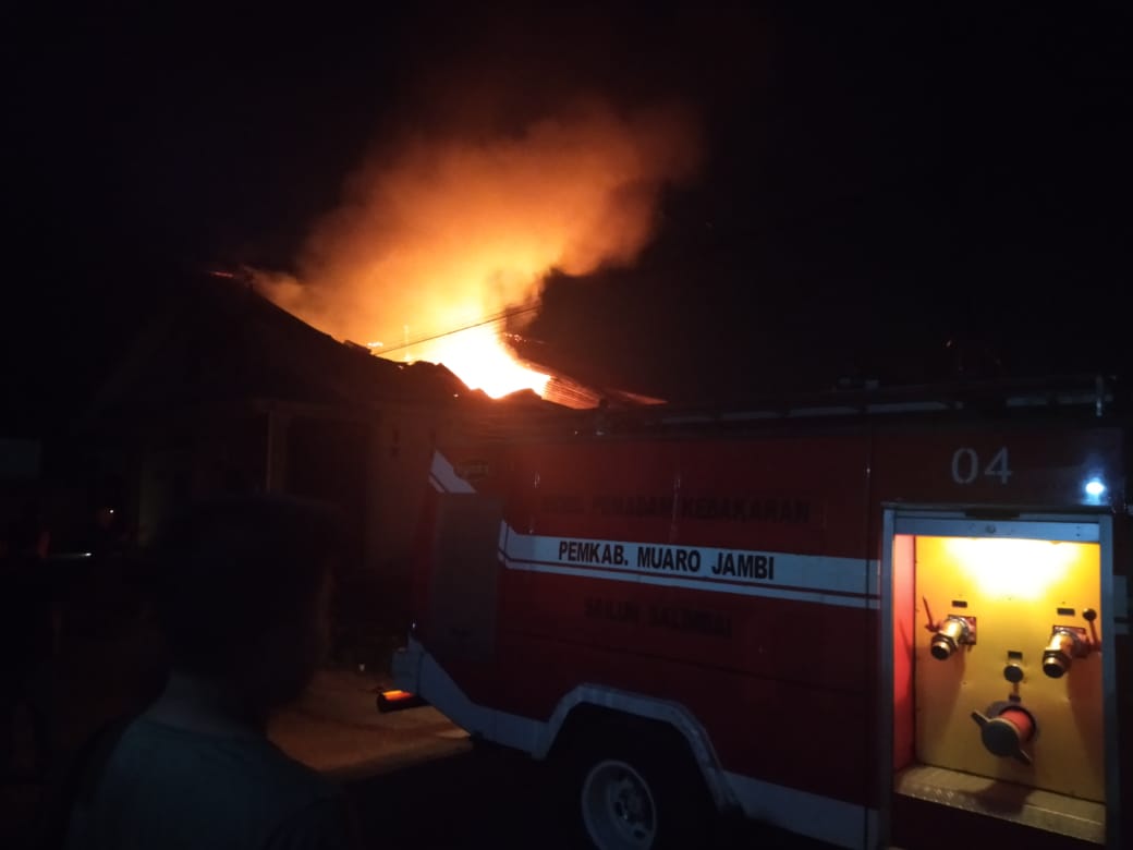 Satu Keluarga Tewas Terbakar, Tapi Warga Justru Tolak Jenazah Mereka, Ada Apa?