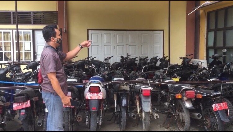 Kejari Sarolangun Lelang Barang Rampasan, Masih Ada yang Belum Laku Saat Pembukaan