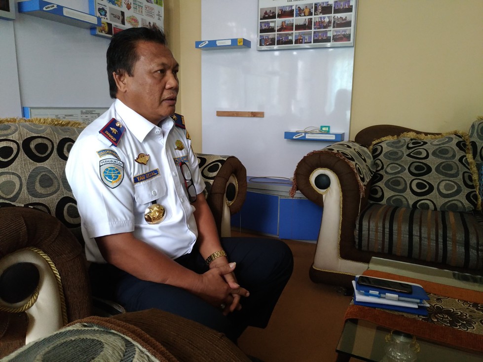 kepala-dinas-perhubungan-kabupaten-tanjung-jabung-timur-yan-rizal_20180321_170051.jpg