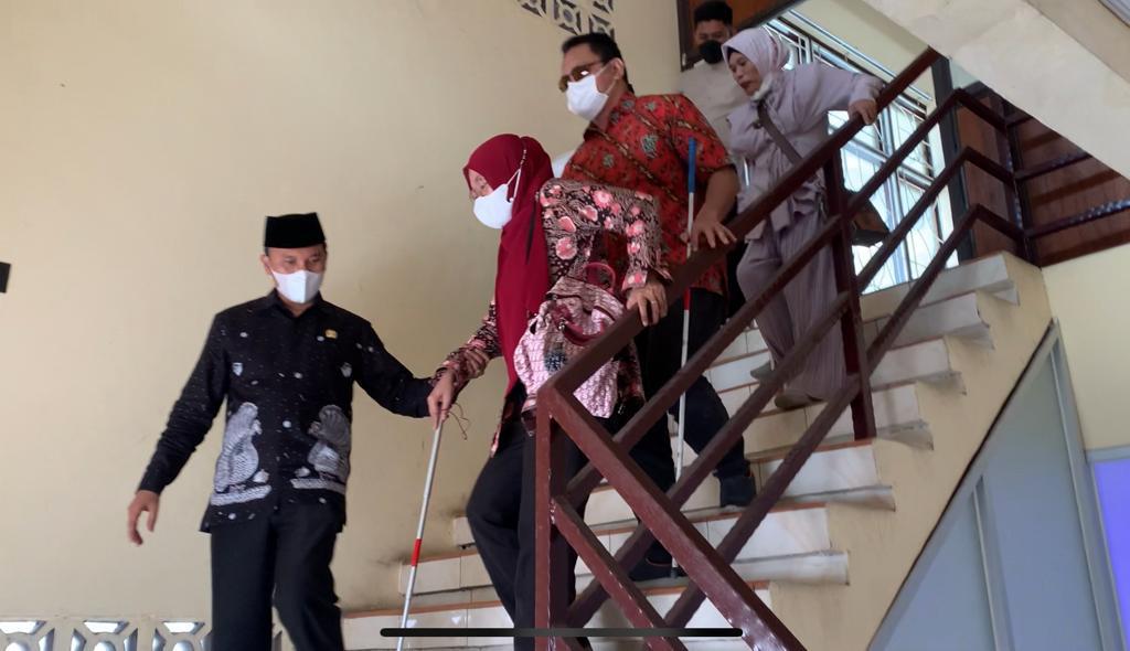 Edi Purwanto Temu Teman Tuli dan Penyandang Disabilitas Jambi