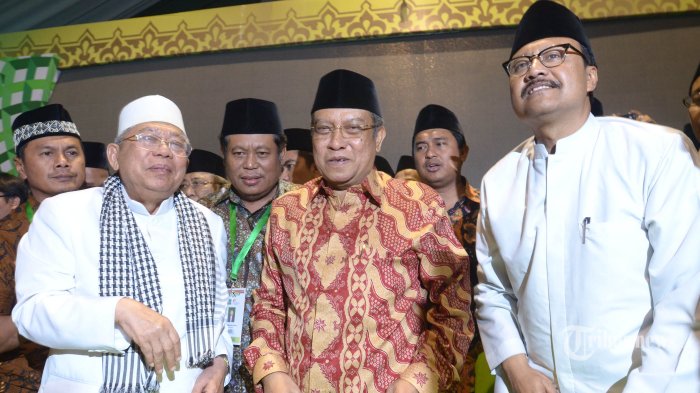 ketum-pbnu-2015-2020-kh-said-agil-siradj-bersama-rais-am-pbnu-kh-ma-ruf-amin_20150809_130244.jpg