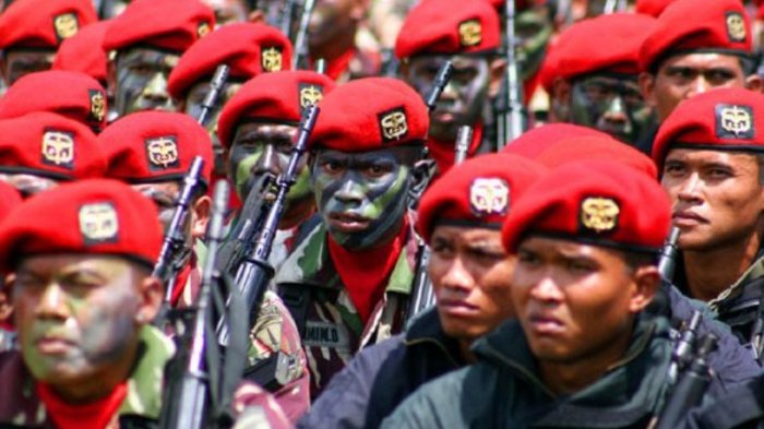 kisah-operasi-kopassus-di-papua-misi-bebaskan-5-anggota-koramil-yang-seminggu-dikepung-pemberontak.jpg
