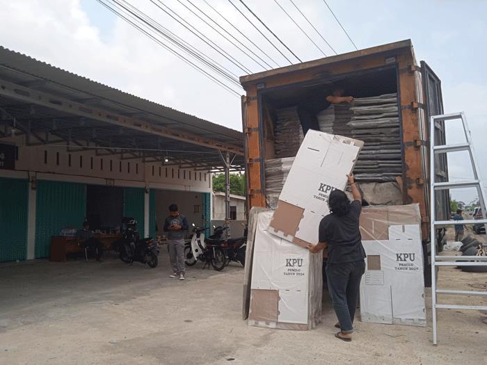 Setelah Pengecekan, KPU Batanghari Data Beberapa Kekurangan Logistik Pemilu