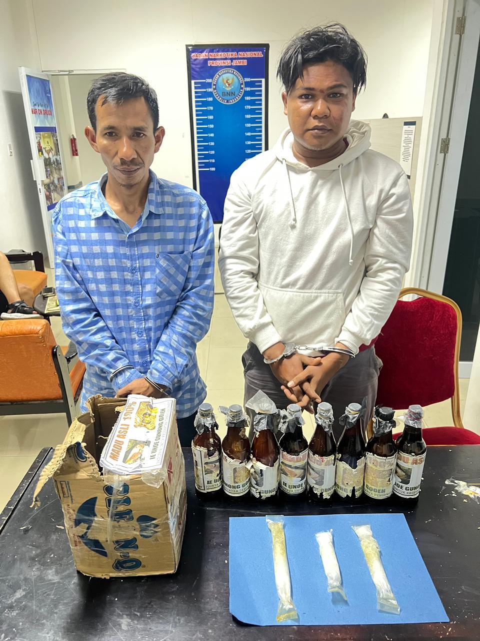 Nekat Kelabui Petugas BNNP Jambi, Kurir Narkoba Asal Aceh Simpan Sabu dalam Botol Madu
