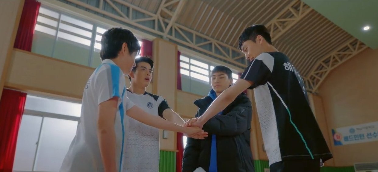 Link Nonton Racket Boys Sub Indo Episode 1-2, Pelatih Legendaris Serigala Putih Terungkap