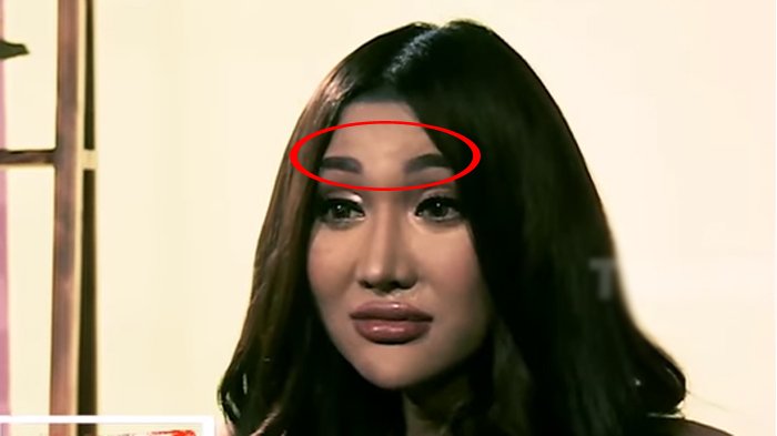 Lucinta Luna Malu Nama Aslinya Terungkap di Manifest Penerbangan, Kapten Vincent Bilang Jujur