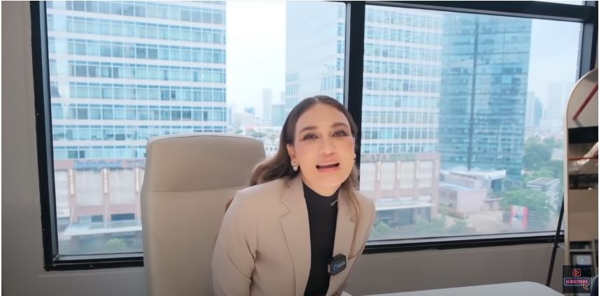 BCL Rayakan Ulang Tahun, Luna Maya dan Ariel NOAH Terlihat Hadir