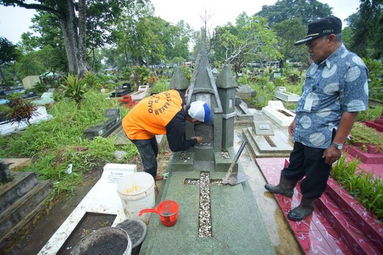 VIDEO: Begini Kondisi Belasan Makam di Magelang yang Dirusak, Makam Suzanna Luput Dan Tetap Utuh