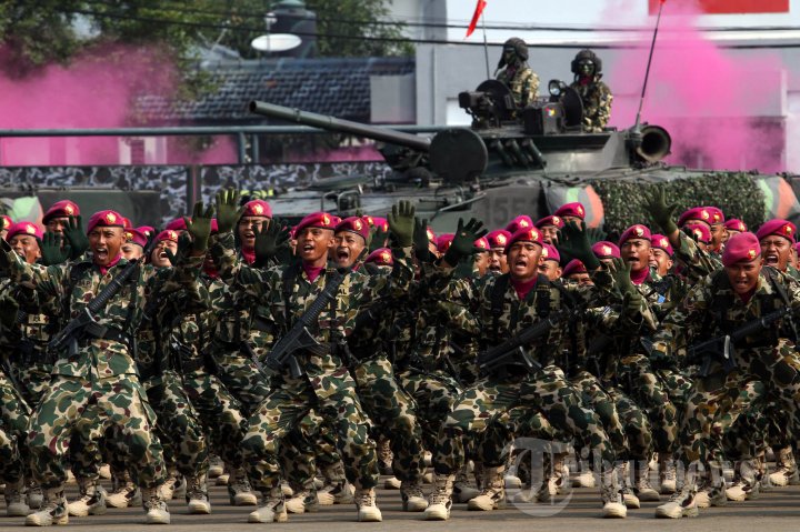 Pasukan AS & Tentara Asing Lainnya Melongo, Lihat Marinir TNI AL Bisa 'Perang' saat sedang Berpuasa