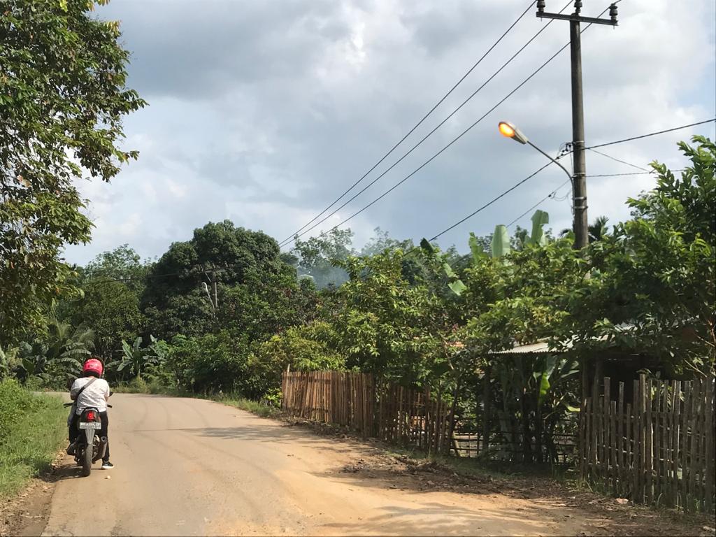 Masih Banyak Lampu Penerangan Jalan Umum Rusak di Muaro Jambi, Begini Kondisinya