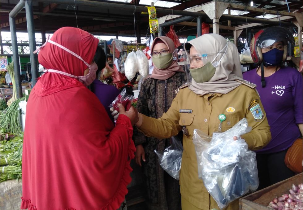 masker-serta-bahan-penunjang-pencegahan-penularan-covid-19.jpg