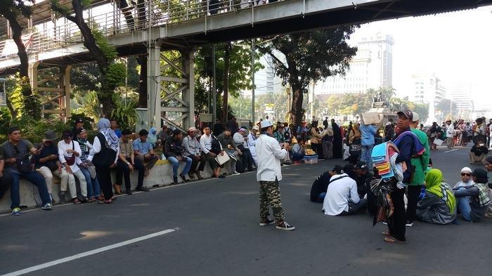 Jakarta Hari Ini, Massa sudah Berkumpul di Beberapa Titik, Brimob Disiagakan