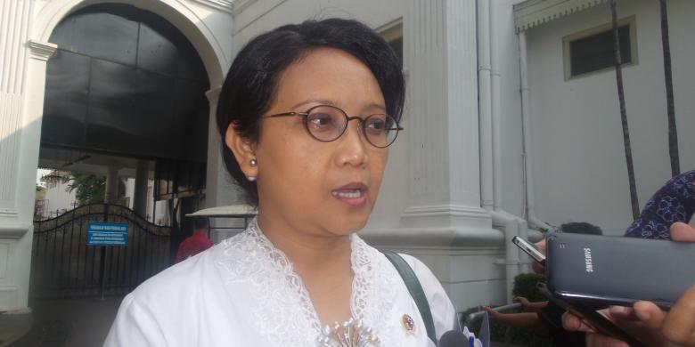 menteri-luar-negeri-retno-lp-marsudi_20160110_122732.jpg