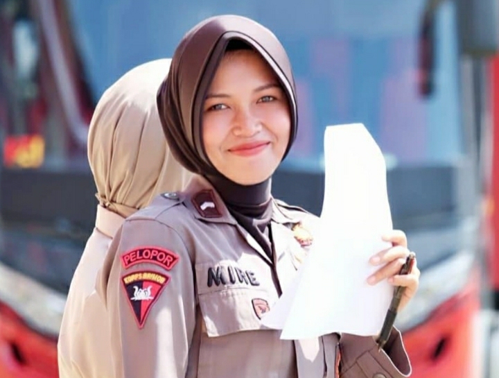 Kisah Mira Silaban Anggota Brimob Gegana Jambi Menolak Takdir, Berakhir Jatuh Cinta