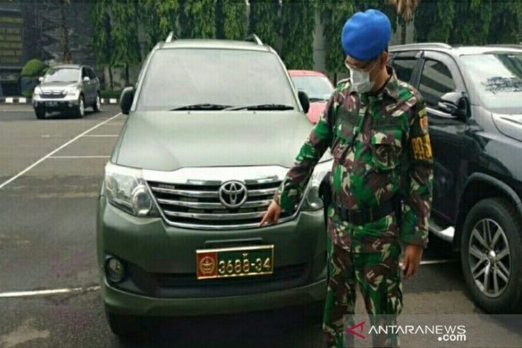 Warga Sipil Pakai Mobil Dinas TNI Jenis Toyota Fortuner, Puspom AD Akan Panggil Kolonel CPM