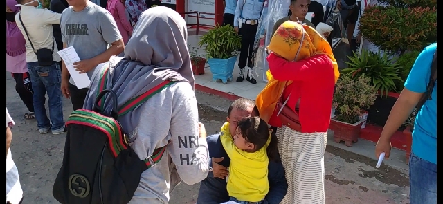Penuh Haru, Keluarga Sambut Napi di Lapas Klas IIB Muara Bungo yang Mendapatkan Asimilasi
