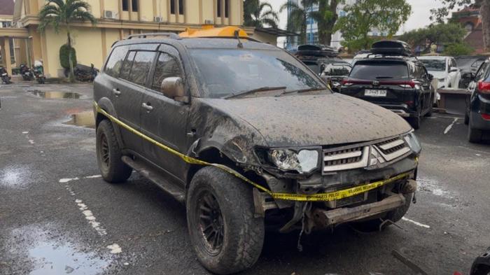 pajero-tabrak-motor-di-jambi-18012026.jpg