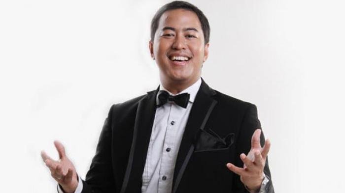 Pernah Berciuman dengan Sophia Latjuba, Istri Panji Pragiwaksono Tak Terima Terus Ungkit Hal itu