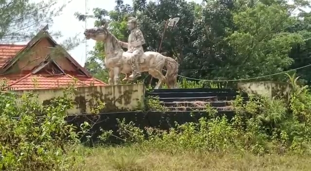 Simbol Perjuang Sarolangun, Kondisi Patung Kolonel Abundjani Justru Miris