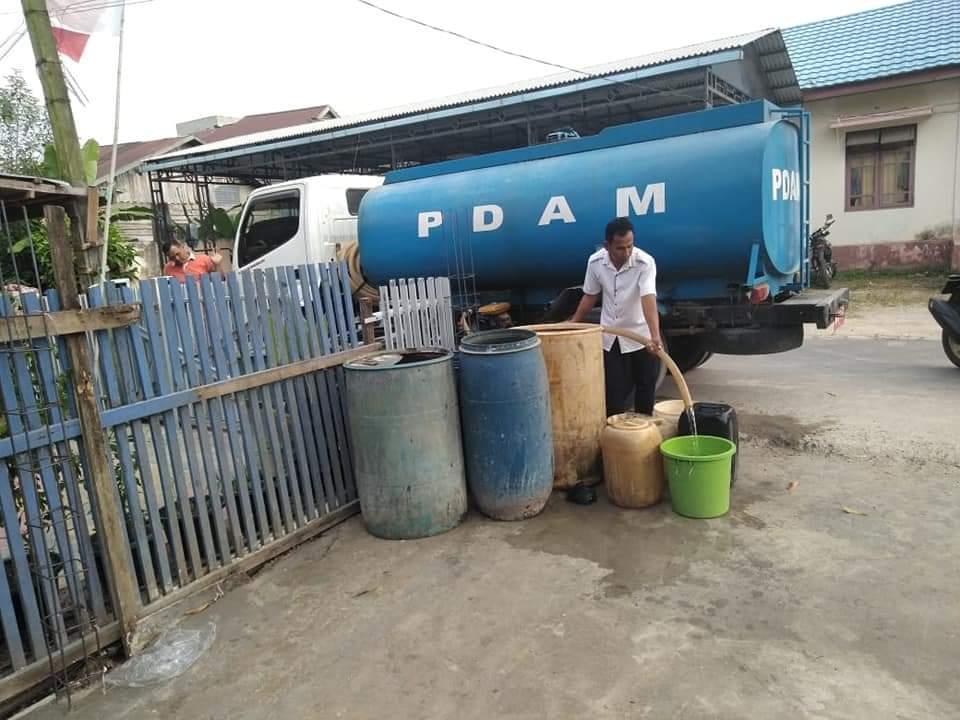 pdam-tirta-pengabuan-melakukan-operasi-air-bersih.jpg